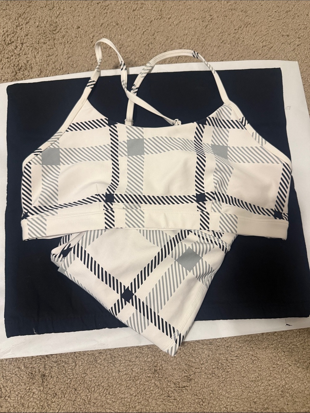 Alo Yoga plaid white and black bra and legging set NWOT